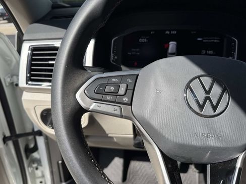 Used 2022 Volkswagen Atlas SE image 23