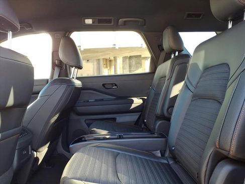 New 2025 Nissan Pathfinder Rock Creek image 10