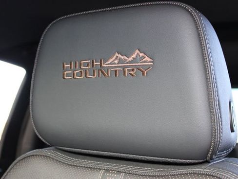 Used 2024 Chevrolet Silverado 3500 High Country w/ High Country Premium Package image 27