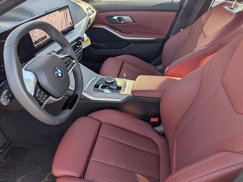 Used 2025 BMW 330i xDrive 330i xDrive w/ Premium Package image 16