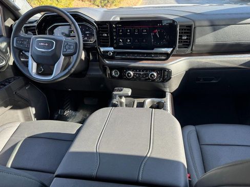 Used 2024 GMC Sierra 1500 SLT w/ SLT Premium Package image 10