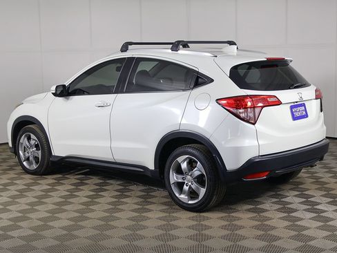 Used 2017 Honda HR-V EX-L image 8