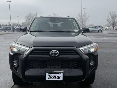 Used 2023 Toyota 4Runner SR5 image 3