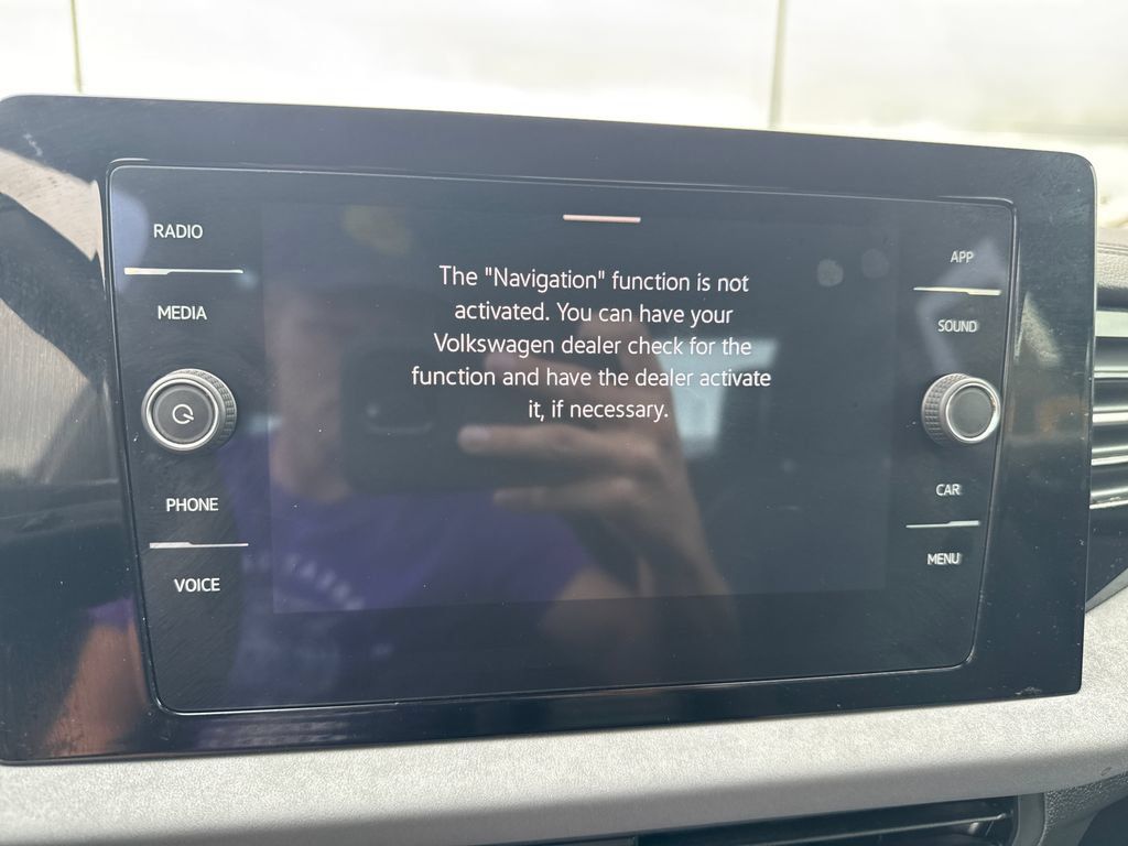 Used 2025 Volkswagen Jetta SE FWD image 19