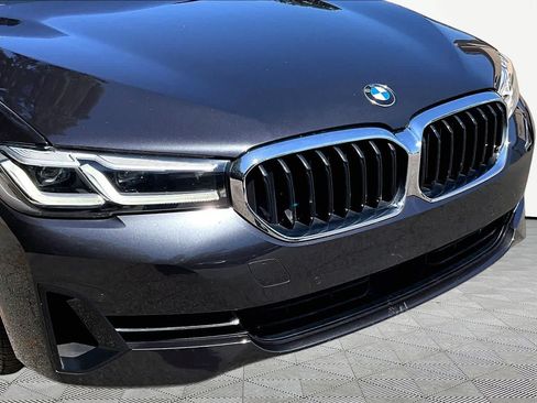 Used 2022 BMW 530i w/ Premium Package RWD image 30