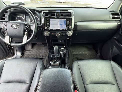 Used 2021 Toyota 4Runner Venture w/ Moonroof Package AWD/4WD image 26