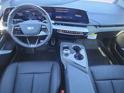 New 2026 Cadillac Optiq Sport 2 image 20