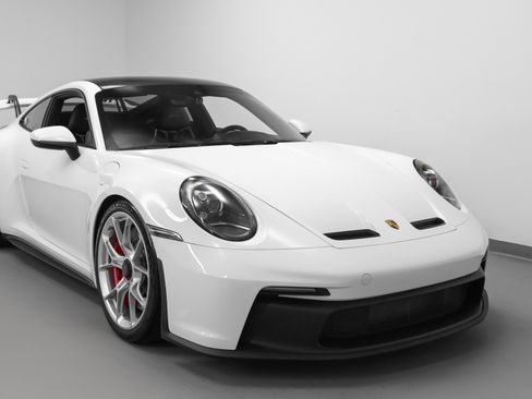 Used 2022 Porsche 911 GT3 image 9