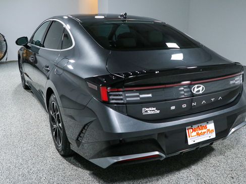 Used 2025 Hyundai Sonata SEL FWD image 9