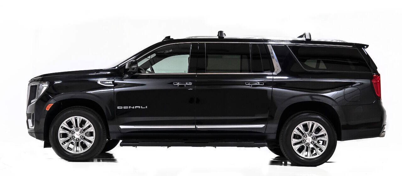 Used 2021 GMC Yukon XL Denali AWD/4WD image 6