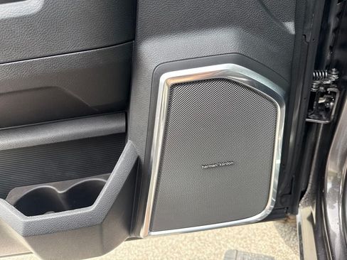 New 2026 RAM 2500 Laramie AWD/4WD image 19