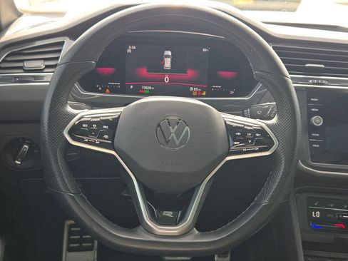 Used 2022 Volkswagen Tiguan SE R-Line FWD image 20