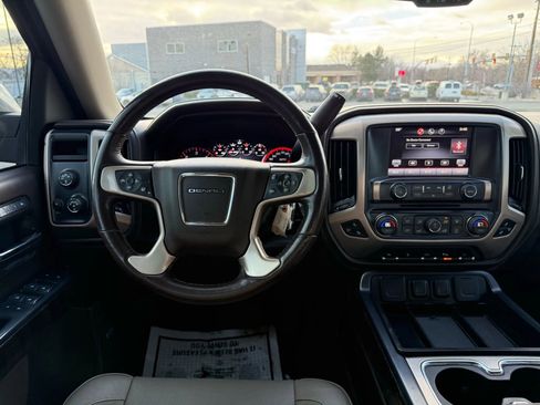 Used 2014 GMC Sierra 1500 Denali w/ Suspension Package, Off-Road AWD/4WD image 13