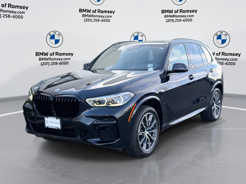 Used 2022 BMW X5 M50i w/ Executive Package AWD/4WD image 1