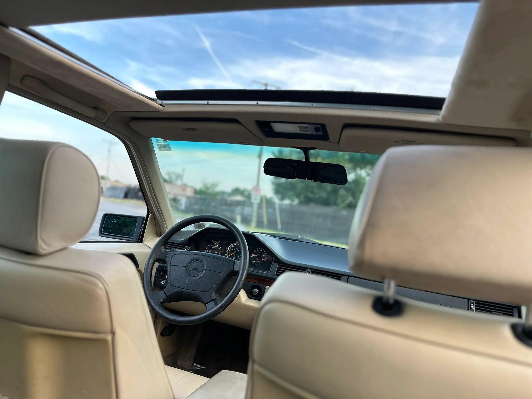 Used 1994 Mercedes-Benz E 320 Sedan image 60