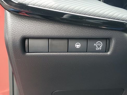 Certified 2026 Nissan Kicks SR FWD image 7