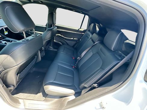 New 2025 Jeep Wagoneer S Limited image 28