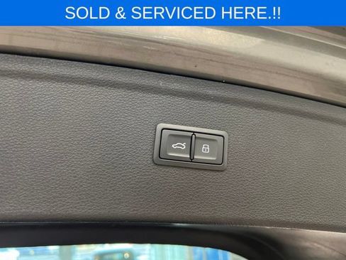 Used 2023 Audi Q5 2.0T Premium Plus w/ Premium Plus Package AWD/4WD image 17