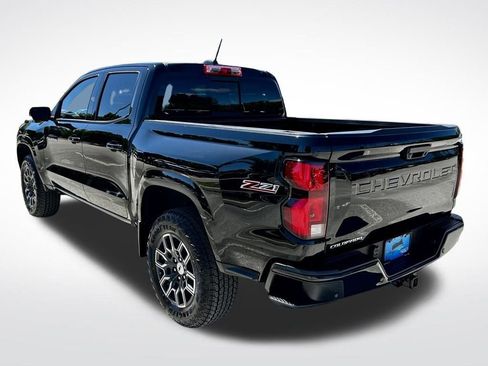 Used 2025 Chevrolet Colorado Z71 w/ Technology Package image 4