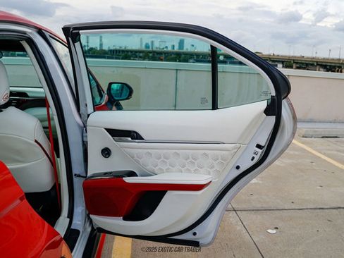 Used 2019 Toyota Camry XSE image 37