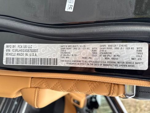 New 2025 Jeep Grand Cherokee Summit AWD/4WD image 16