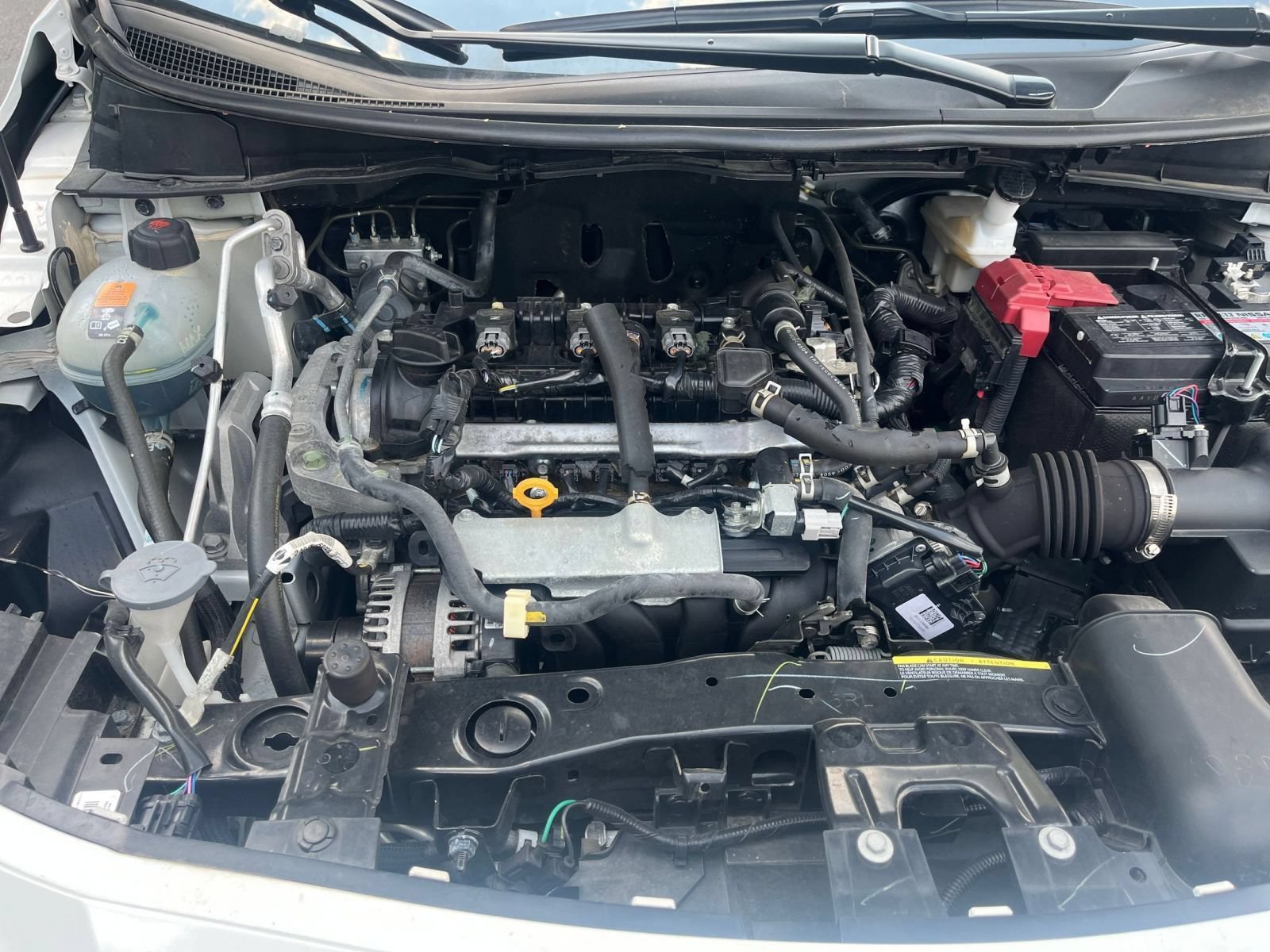 Used 2025 Nissan Versa SV FWD image 33