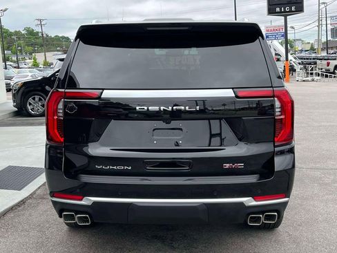 New 2026 GMC Yukon XL Denali w/ Sun & Power Step Package AWD/4WD image 4