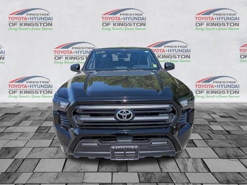 Certified 2024 Toyota Tacoma SR AWD/4WD image 9