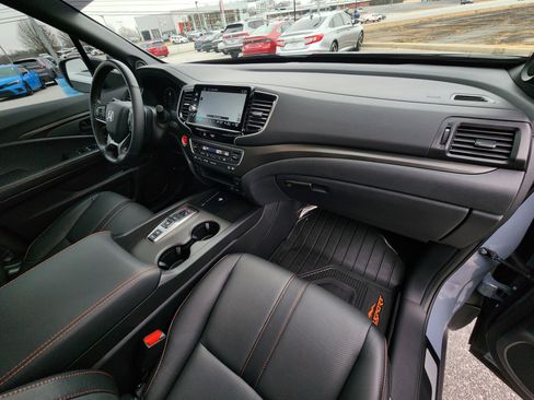 Certified 2024 Honda Ridgeline TrailSport image 14