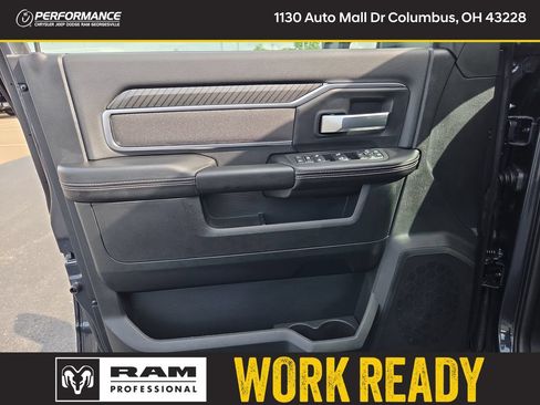 New 2026 RAM 2500 Big Horn AWD/4WD image 18