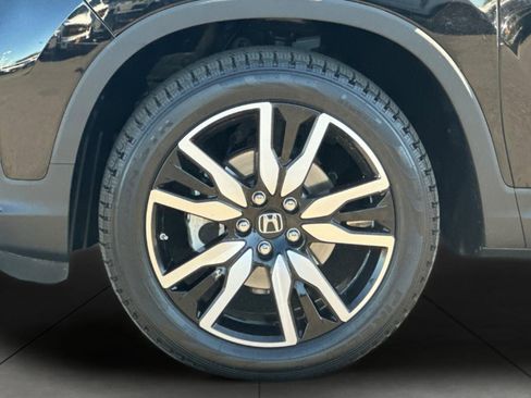 Used 2020 Honda Pilot Elite image 32