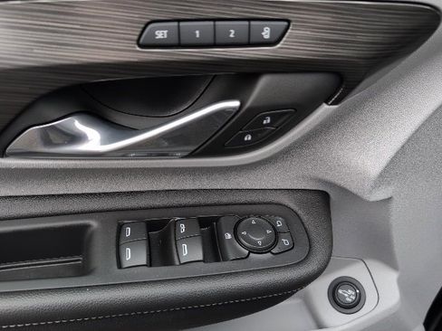 Used 2023 GMC Terrain SLT w/ LPO, Floor Liner Package image 11