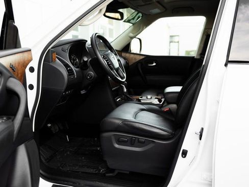 Used 2024 Nissan Armada SL w/ Cargo Package image 30