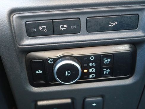 Used 2023 Ford F150 Lariat image 25