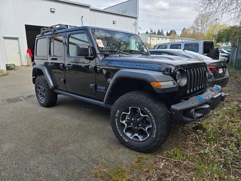 Used 2023 Jeep Wrangler Unlimited Rubicon 4xe w/ Steel Bumper Group image 4
