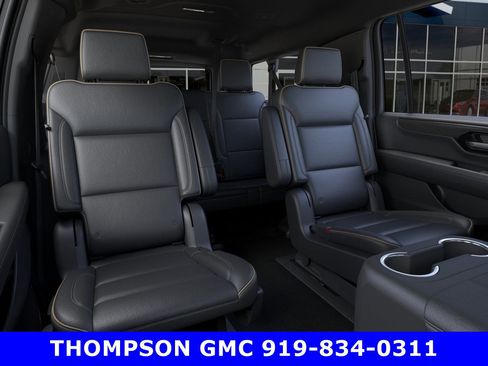 New 2026 GMC Yukon XL Elevation image 17