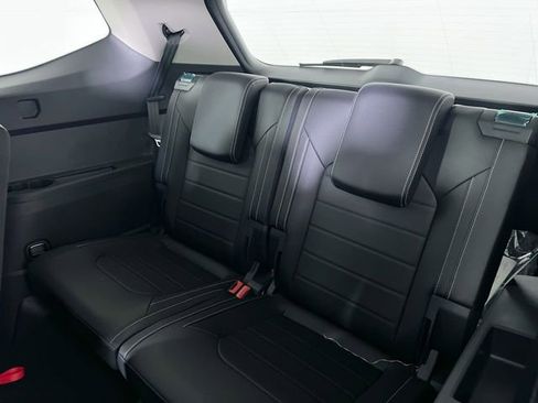 New 2025 Volkswagen Atlas SEL image 24