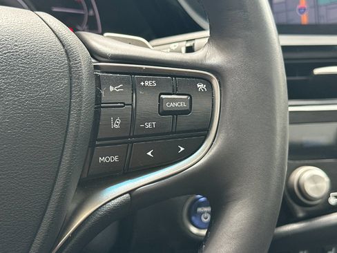Used 2022 Lexus ES 300h w/ Premium Package FWD image 28