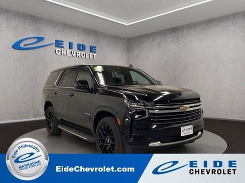 Used 2021 Chevrolet Tahoe LT w/ LT Signature Package AWD/4WD image 1