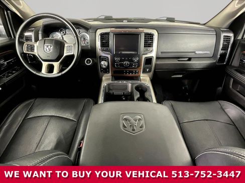 Used 2018 RAM 1500 Laramie w/ Convenience Group AWD/4WD image 7