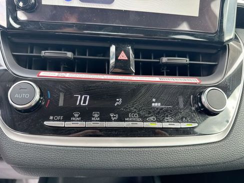 New 2025 Toyota Corolla LE image 19