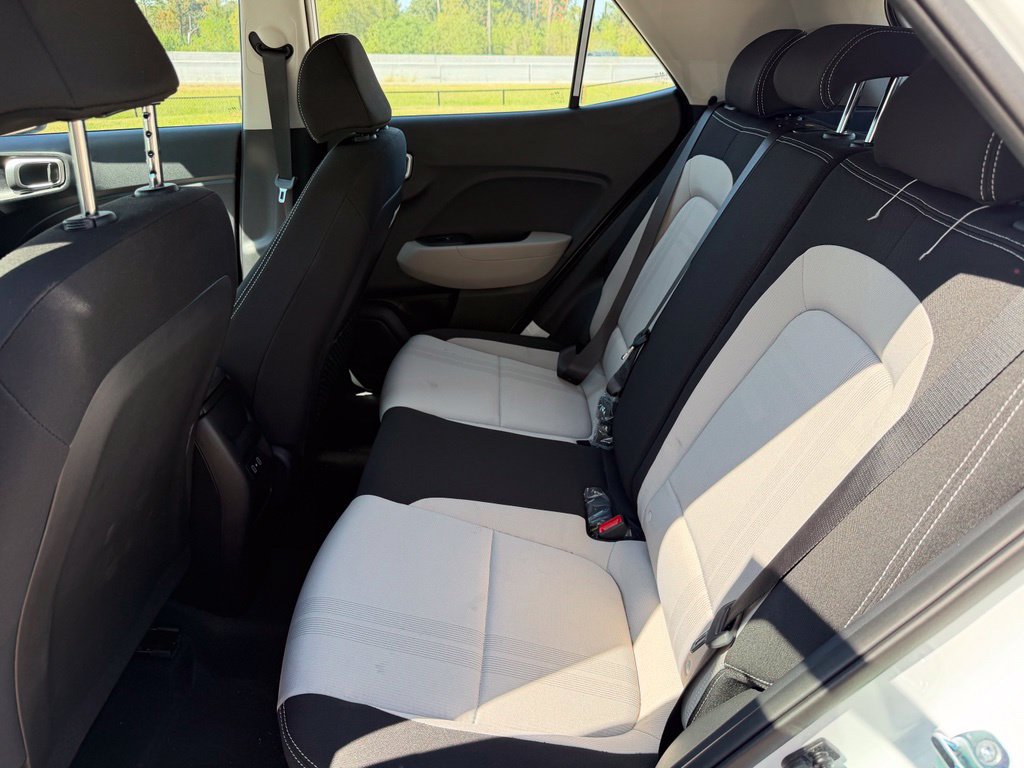 Used 2026 Hyundai Venue SEL FWD image 13