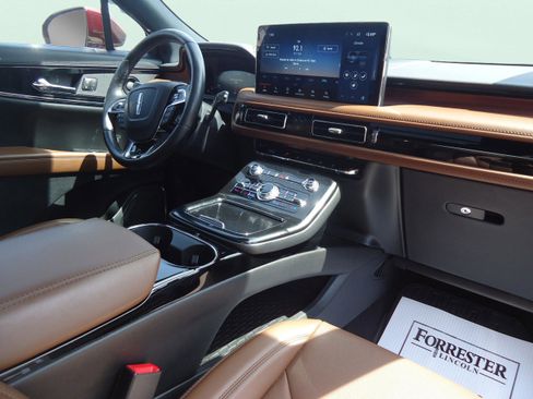 Used 2023 Lincoln Nautilus Reserve w/ Equipment Group 201A image 27