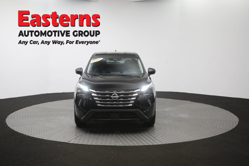 Used 2024 Nissan Rogue S AWD/4WD image 54