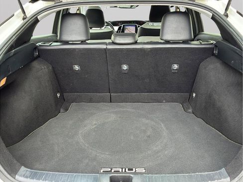 Used 2018 Toyota Prius Four Touring FWD image 10