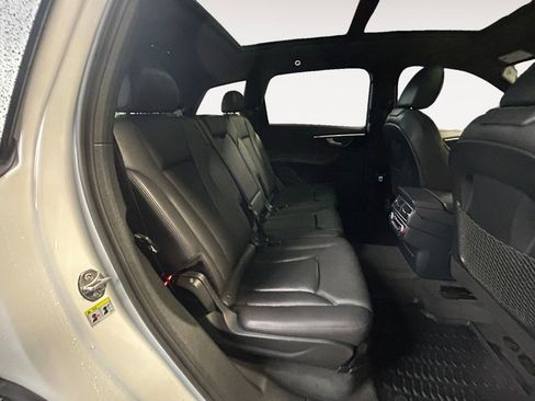 Used 2017 Audi Q7 3.0T Premium Plus image 11