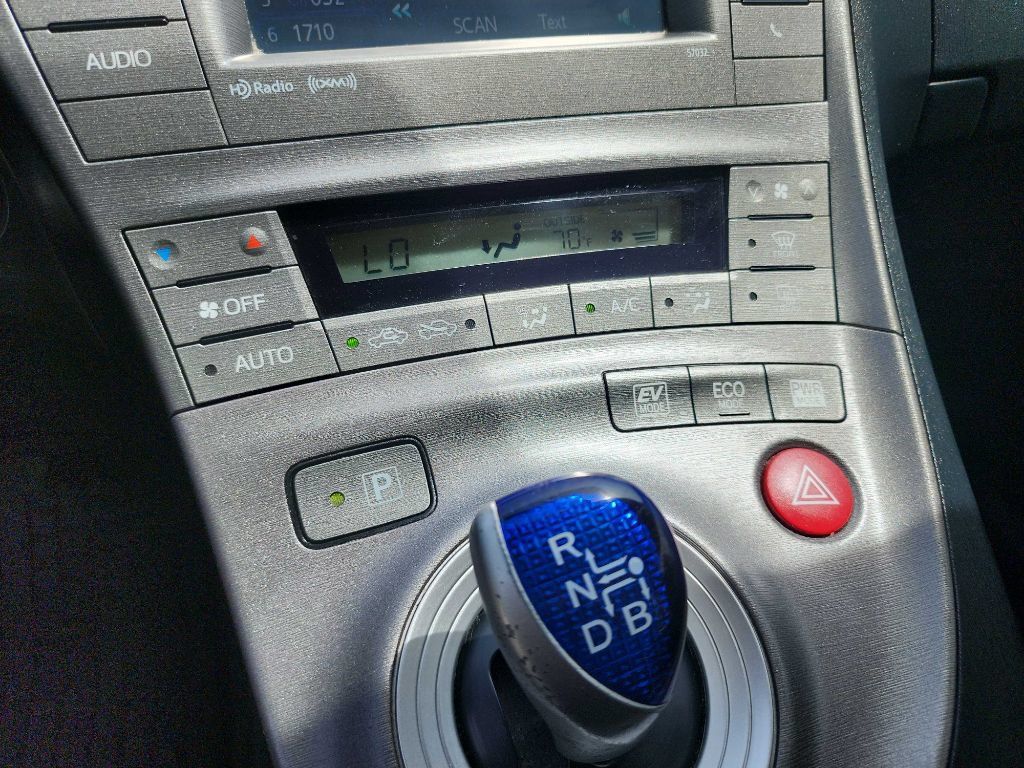 Used 2012 Toyota Prius Three w/ Solar Roof Pkg FWD image 24