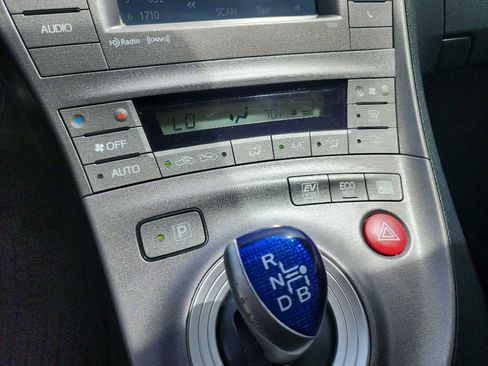 Used 2012 Toyota Prius Three w/ Solar Roof Pkg FWD image 24