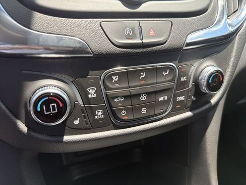 Certified 2024 Chevrolet Equinox LT FWD image 27
