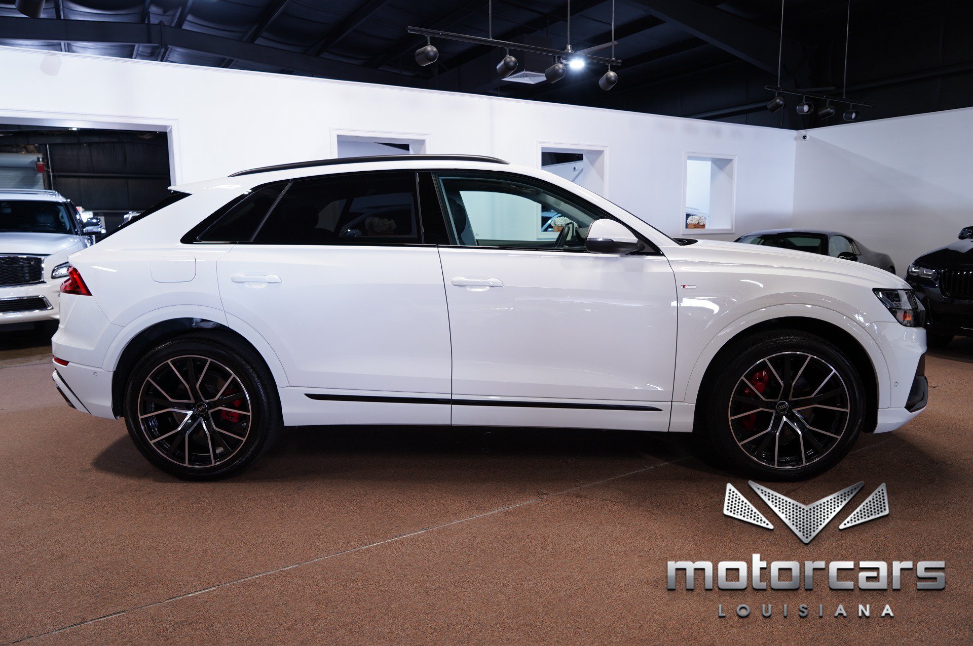 Used 2023 Audi Q8 Prestige AWD/4WD image 8